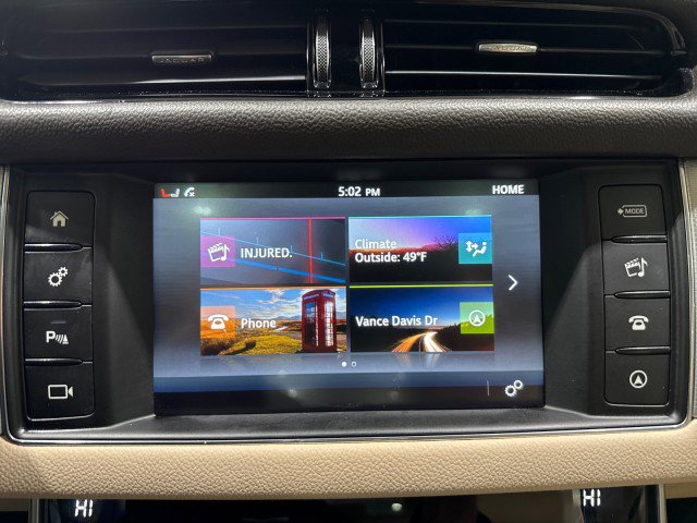 Used 2017 Jaguar XF Prestige RWD image 30