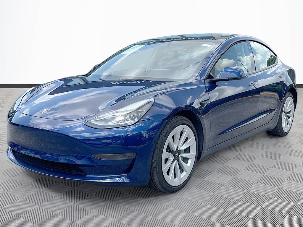Used 2022 Tesla Model 3 Standard Range RWD image 7