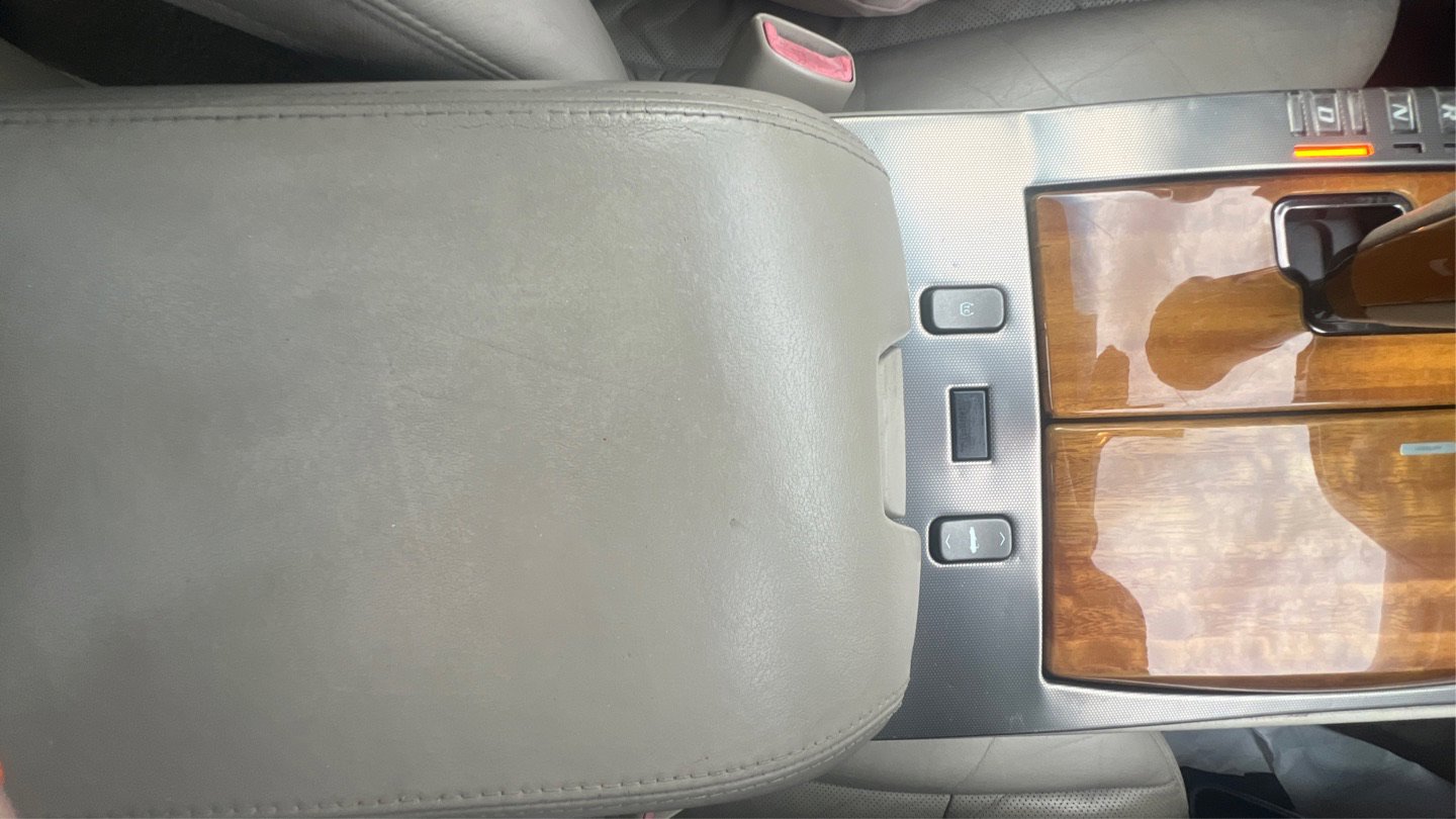 Used 2005 Cadillac XLR image 32