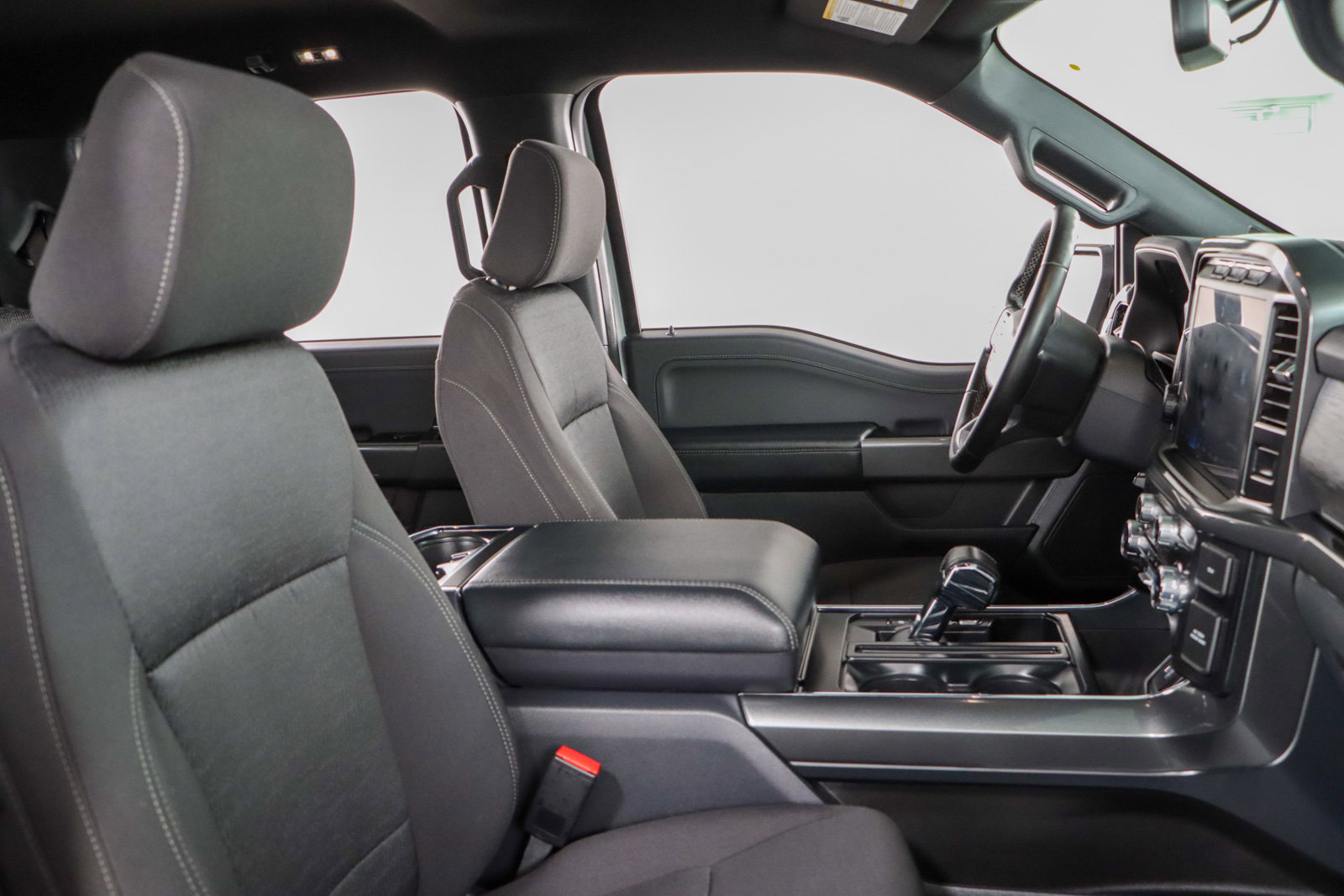 Used 2023 Ford F150 XLT w/ Equipment Group 302A High image 28