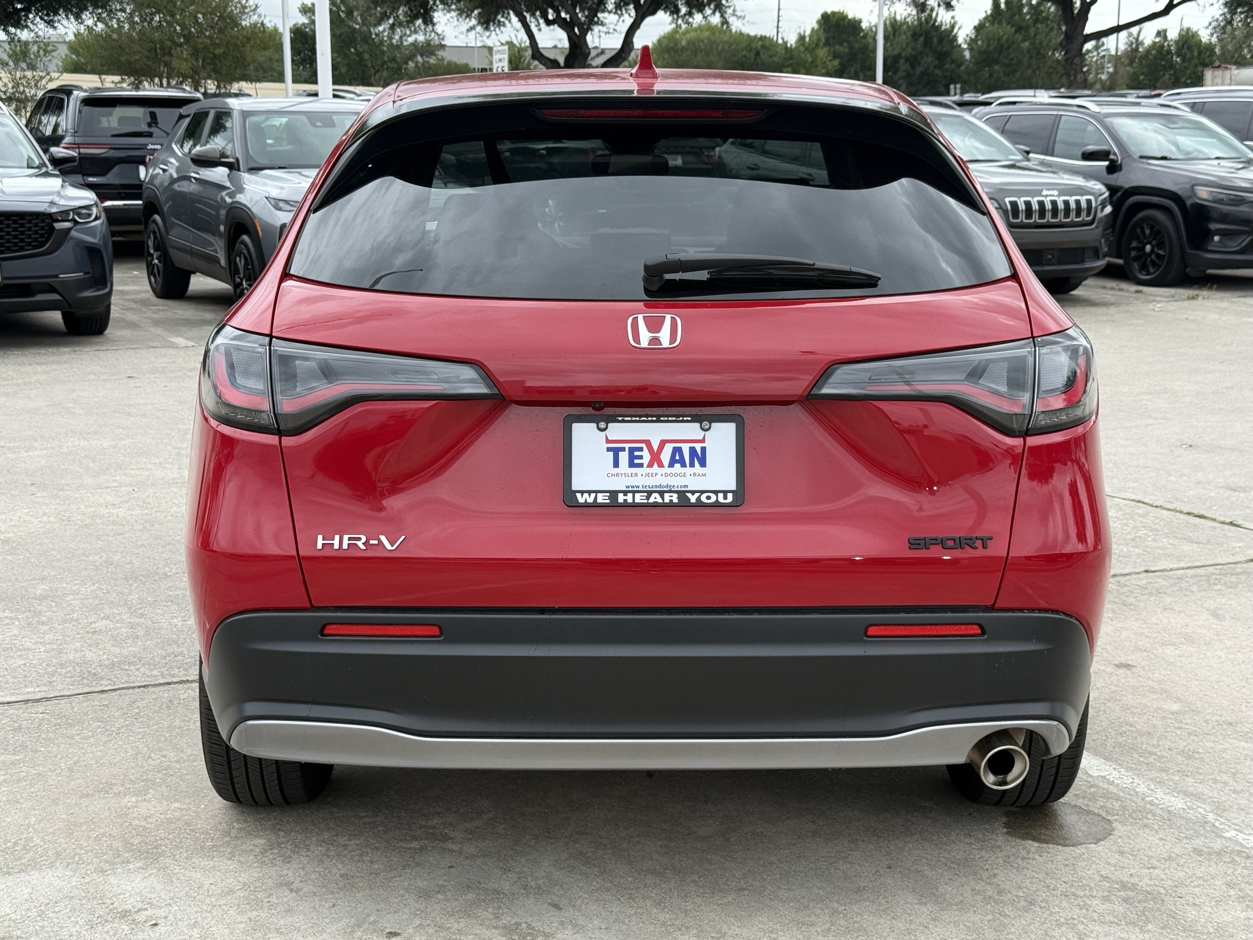 Used 2025 Honda HR-V Sport image 6