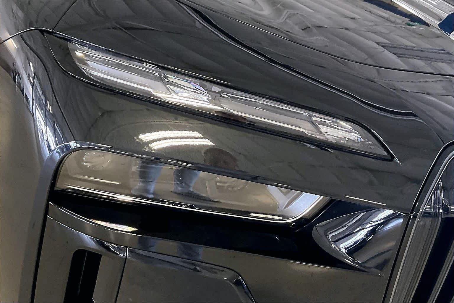 New 2026 BMW 750e xDrive w/ Executive Package AWD/4WD image 13