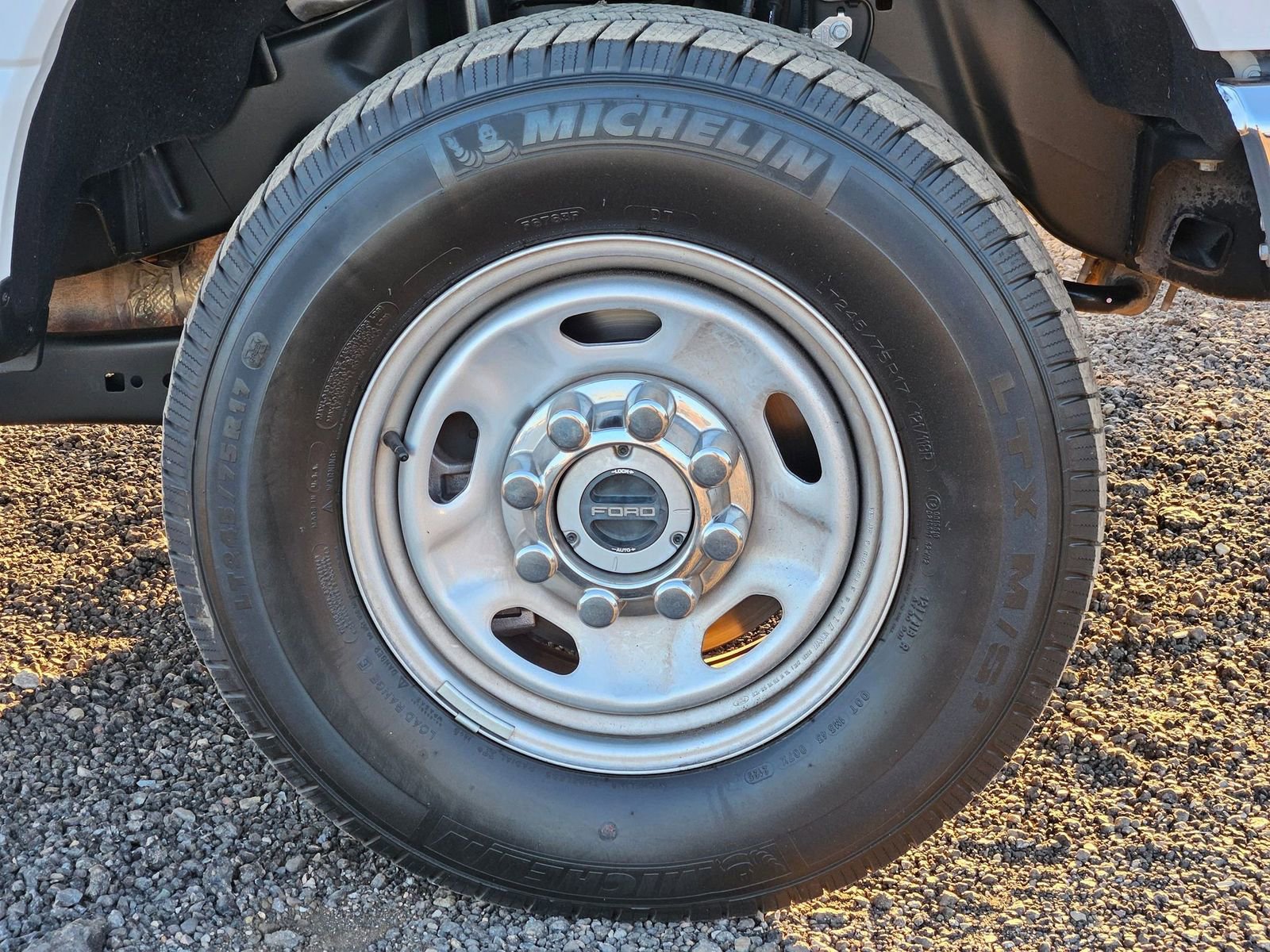 Certified 2025 Ford F350 XL w/ XL Chrome Package image 31