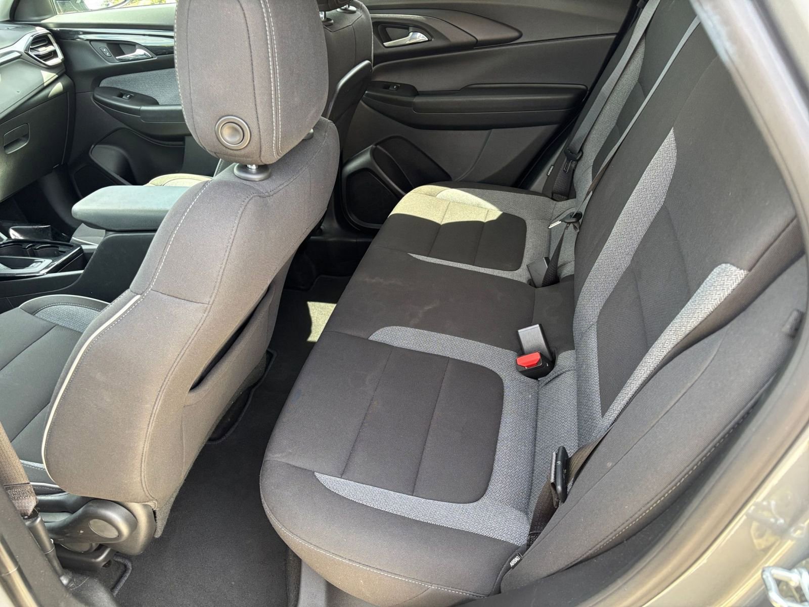 Used 2025 Chevrolet TrailBlazer LT FWD image 27