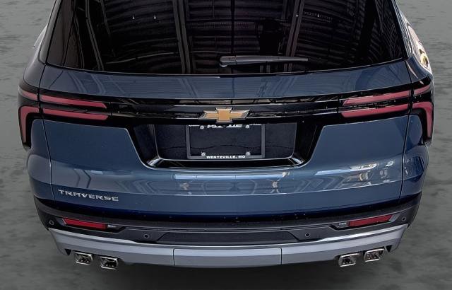New 2026 Chevrolet Traverse LT FWD image 12