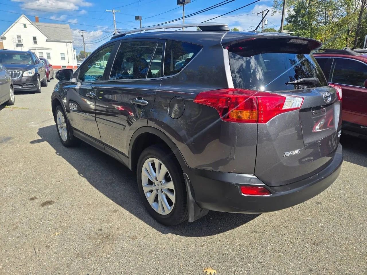 Used 2014 Toyota RAV4 Limited image 23