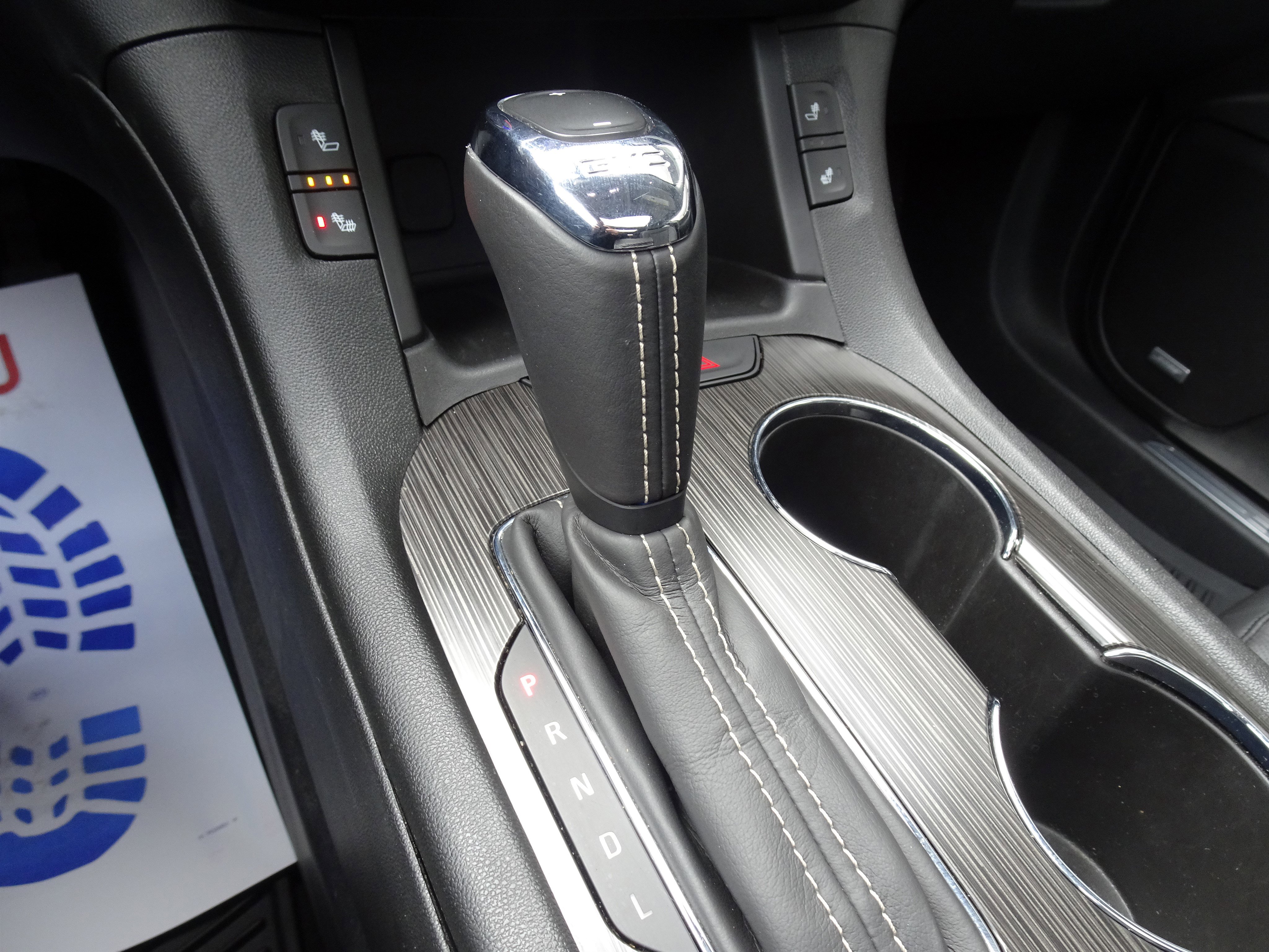 Used 2019 GMC Acadia SLT w/ Black Edition image 18