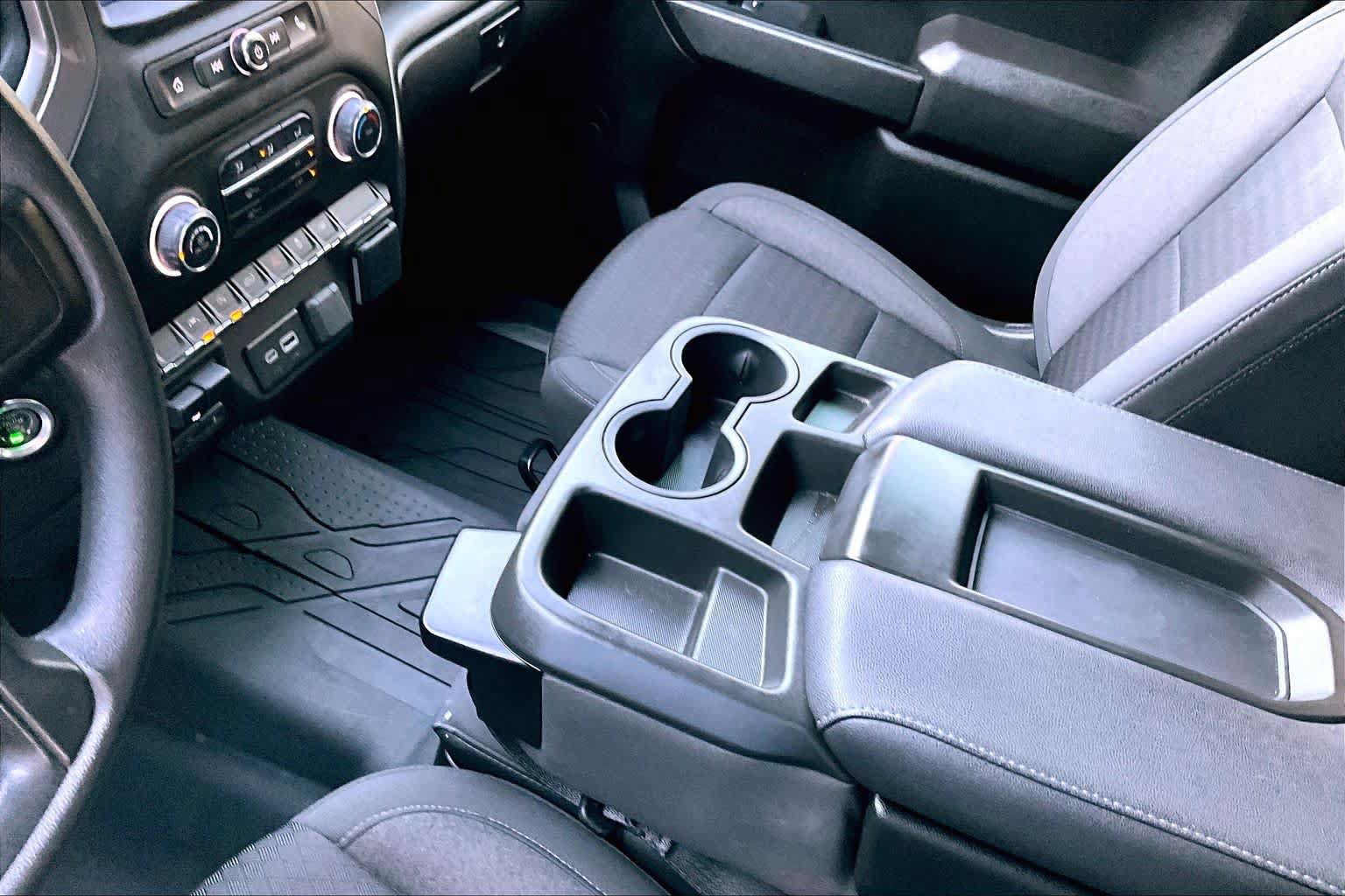 Used 2023 Chevrolet Silverado 1500 Custom RWD image 17