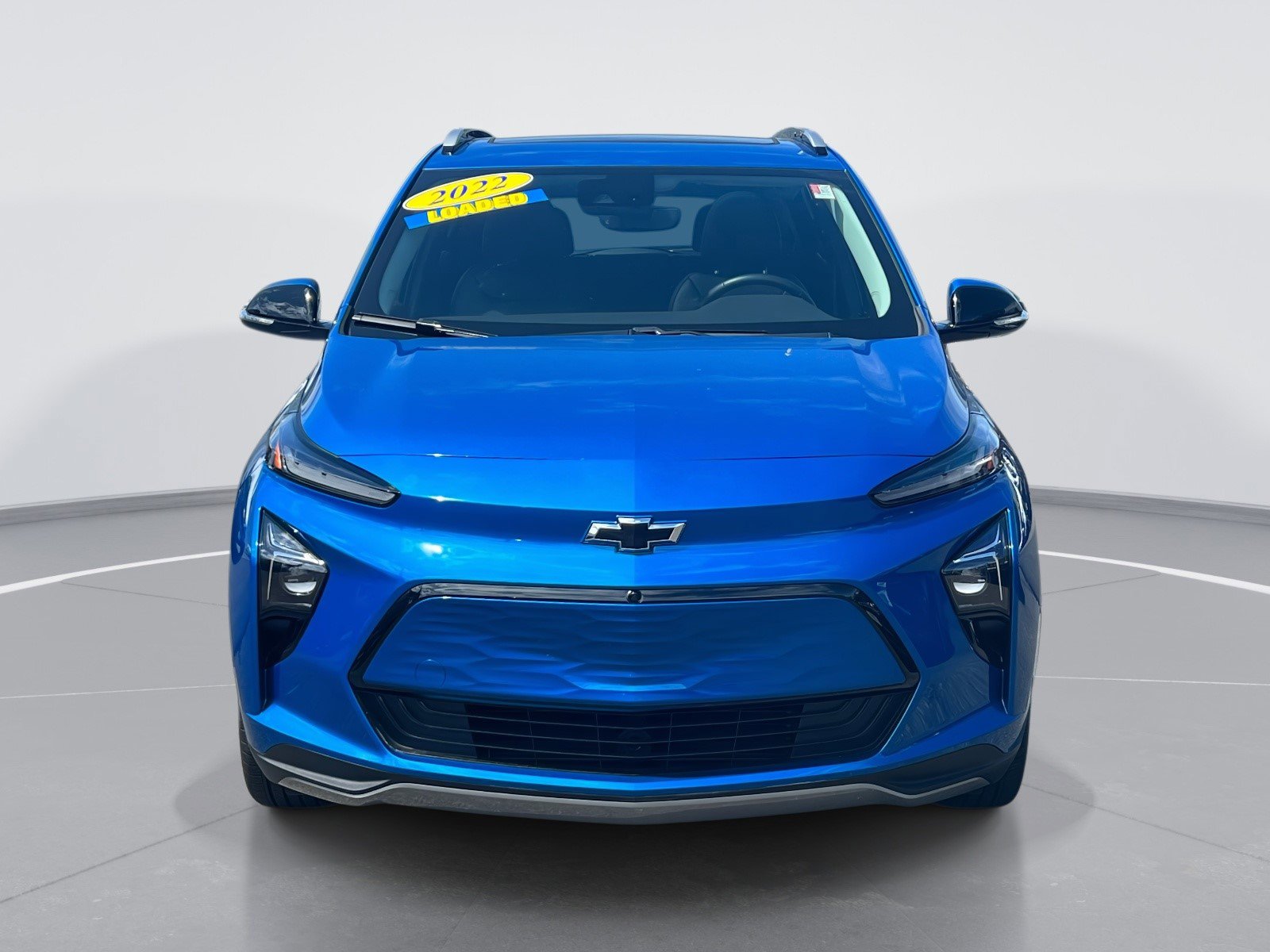 Certified 2022 Chevrolet Bolt EUV Premier w/ Sun & Sound Package image 2