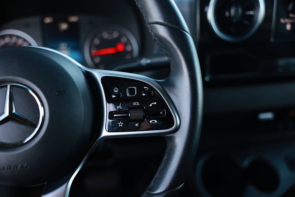 Used 2022 Mercedes-Benz Sprinter 144 Cargo image 24