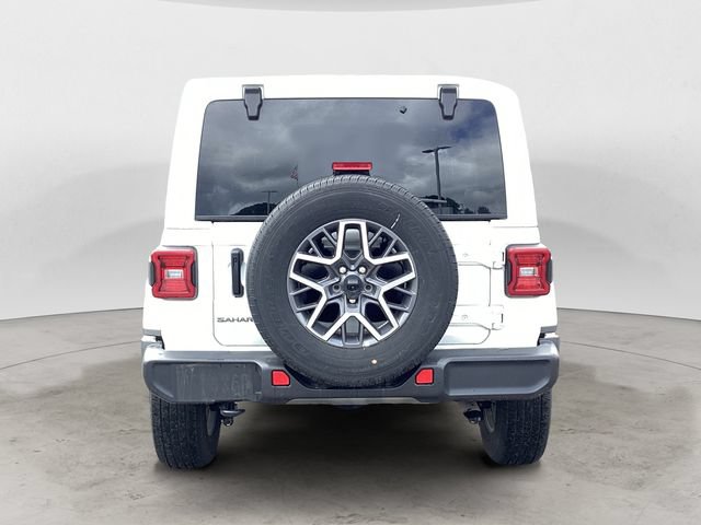Certified 2025 Jeep Wrangler Unlimited Sahara AWD/4WD image 4