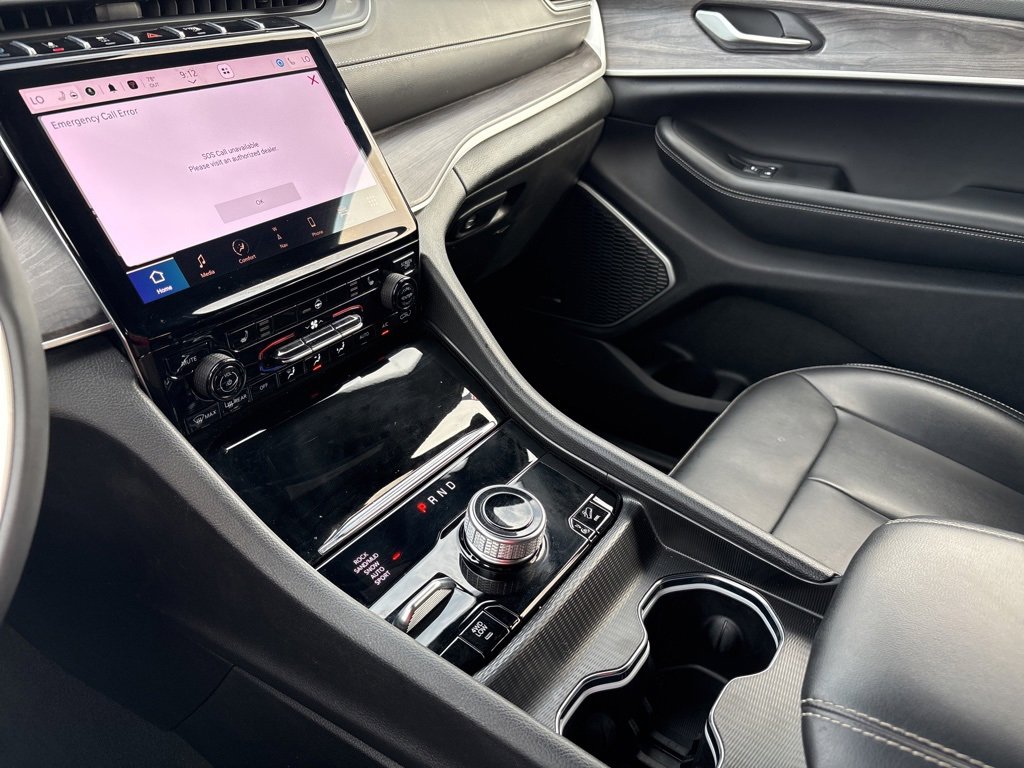 Used 2024 Jeep Grand Cherokee Limited 4xe image 13