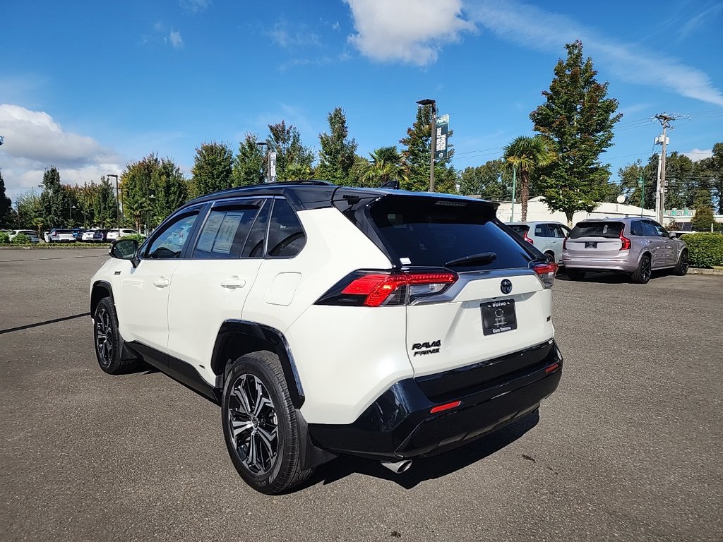 Used 2022 Toyota RAV4 XSE AWD/4WD image 3