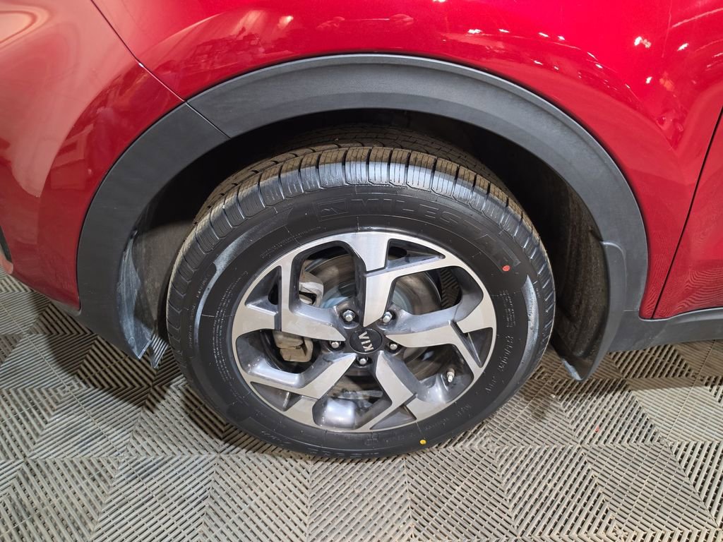 Used 2020 Kia Sportage LX AWD/4WD image 18