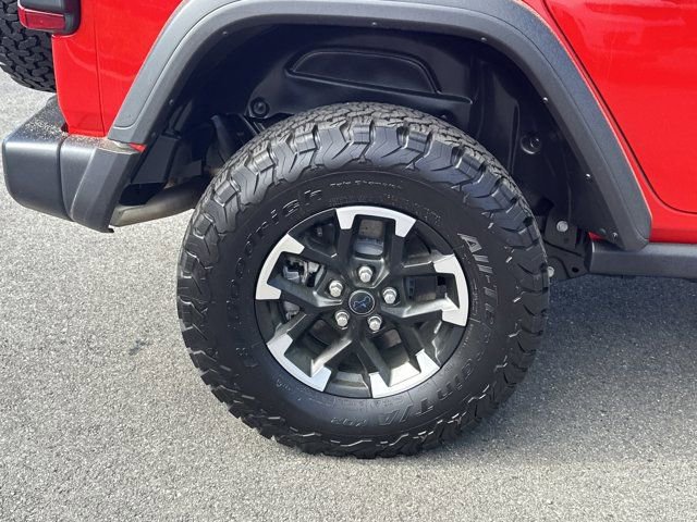 Certified 2025 Jeep Wrangler Unlimited Rubicon 4xe w/ Safety Group image 18