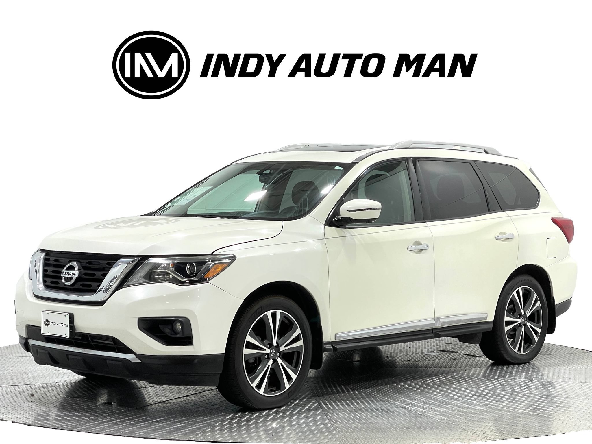 Used 2019 Nissan Pathfinder Platinum w/ Cargo Package AWD/4WD image 8