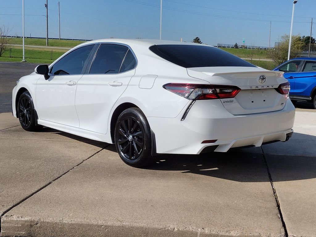 Used 2023 Toyota Camry SE FWD image 15
