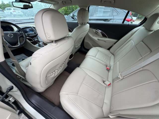 Used 2014 Buick LaCrosse Leather w/ Driver Confidence Package FWD image 16