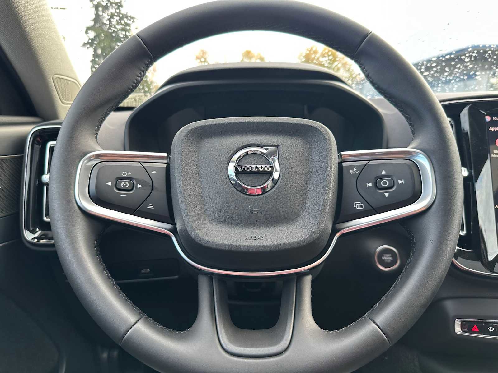 New 2026 Volvo XC40 B5 Ultra w/ Climate Package image 24