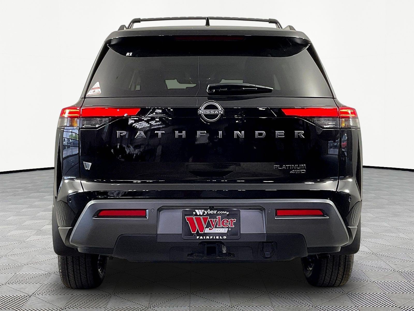 New 2026 Nissan Pathfinder Platinum w/ Lighting Package AWD/4WD image 5