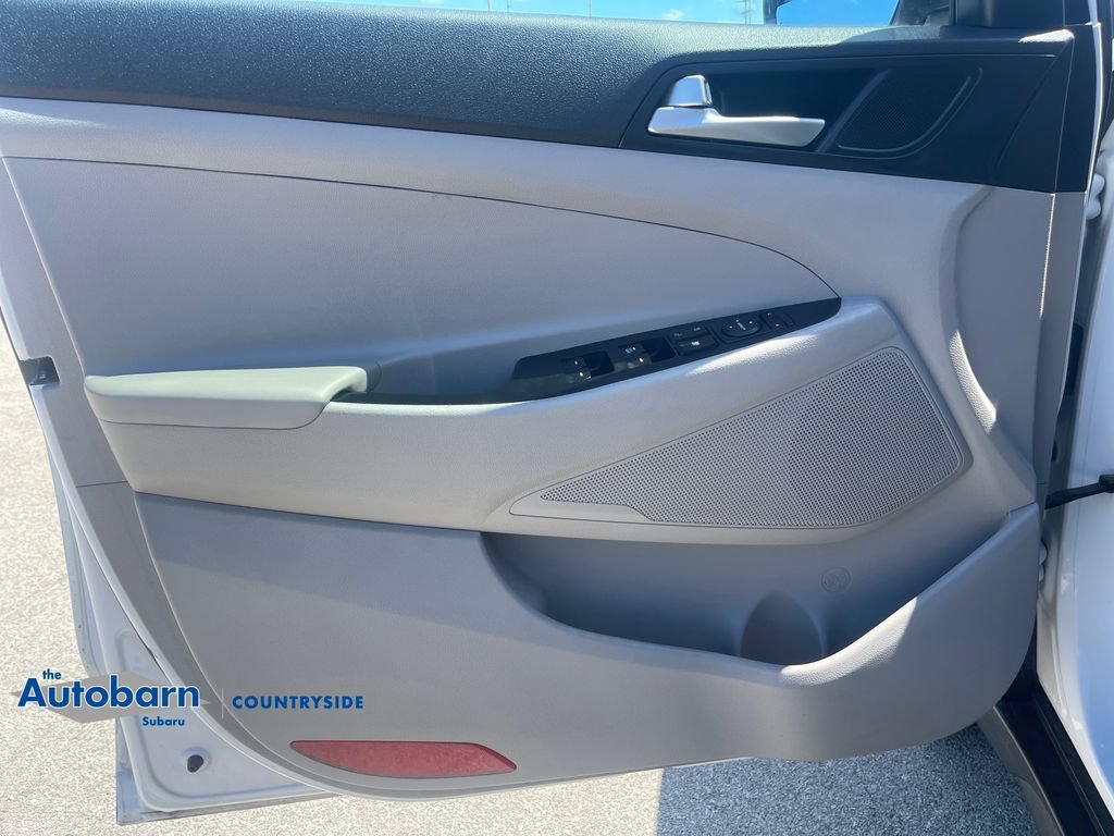 Used 2019 Hyundai Tucson SE AWD/4WD image 10