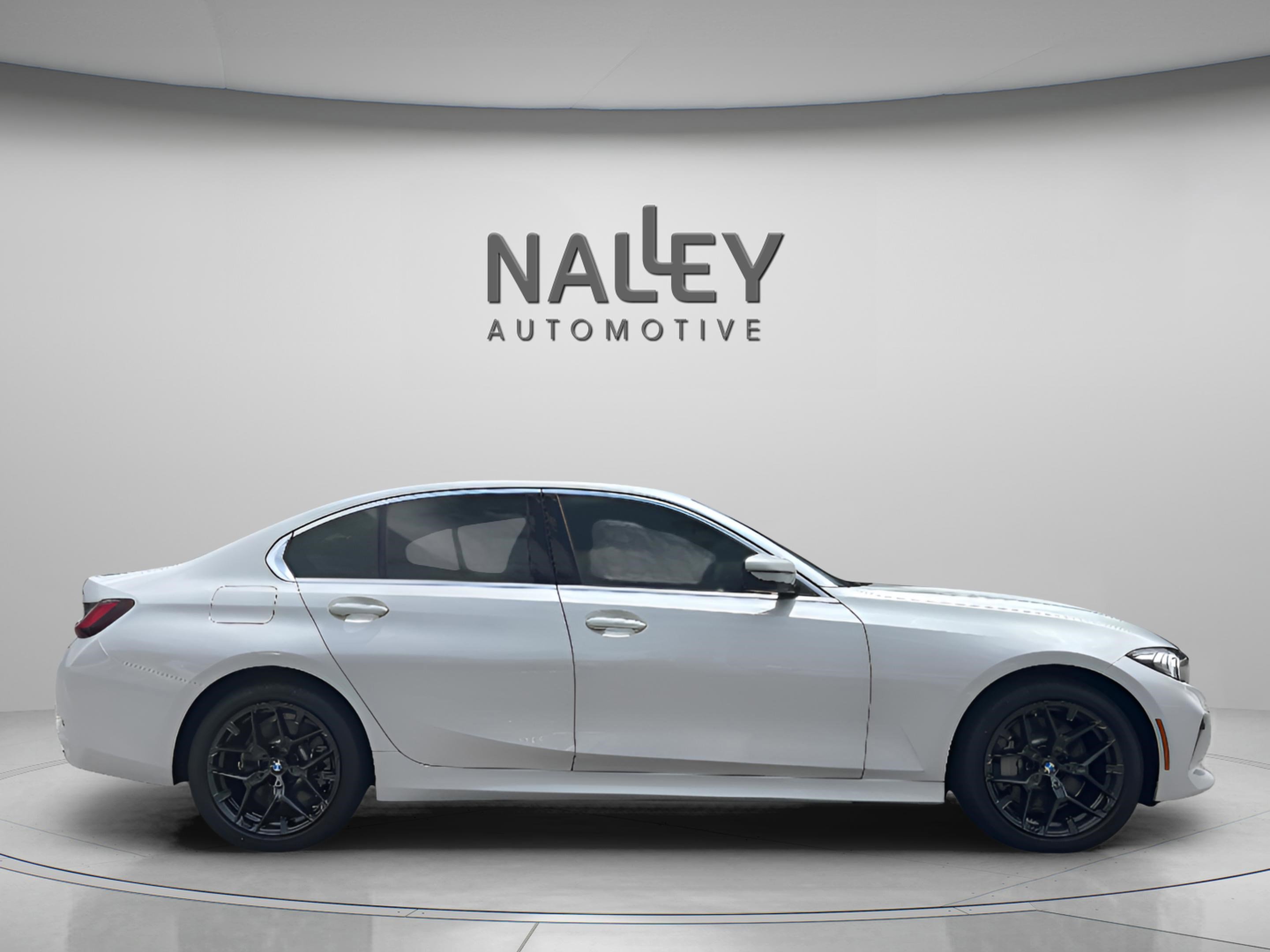 Used 2025 BMW 330i xDrive Sedan image 5