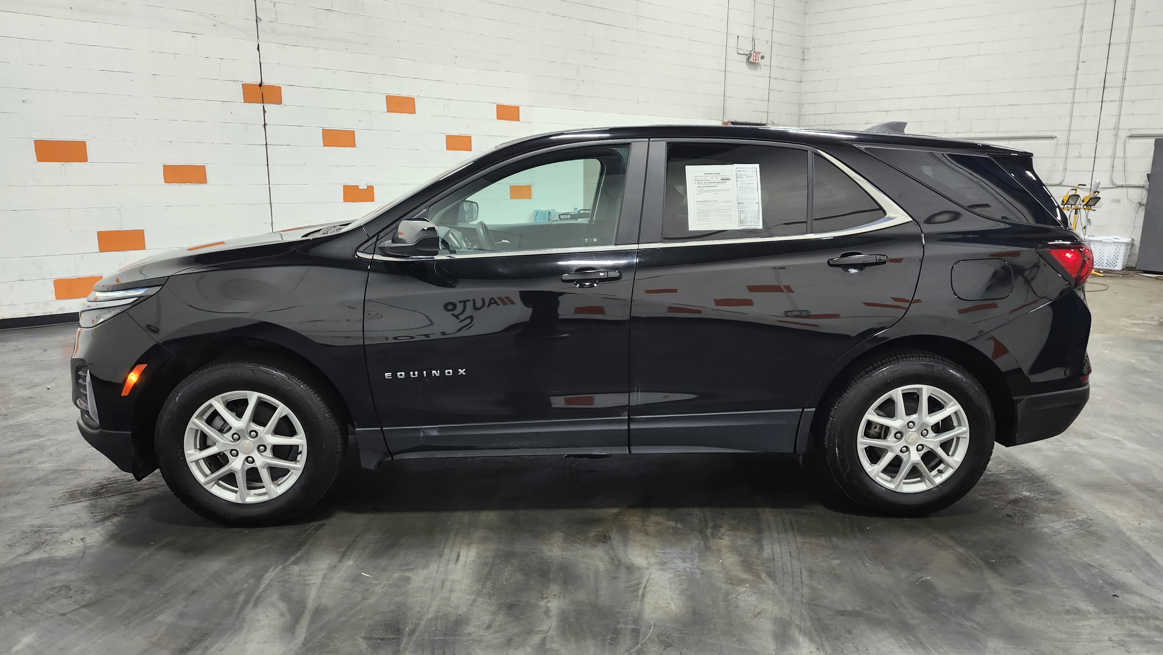 Used 2023 Chevrolet Equinox LT image 13