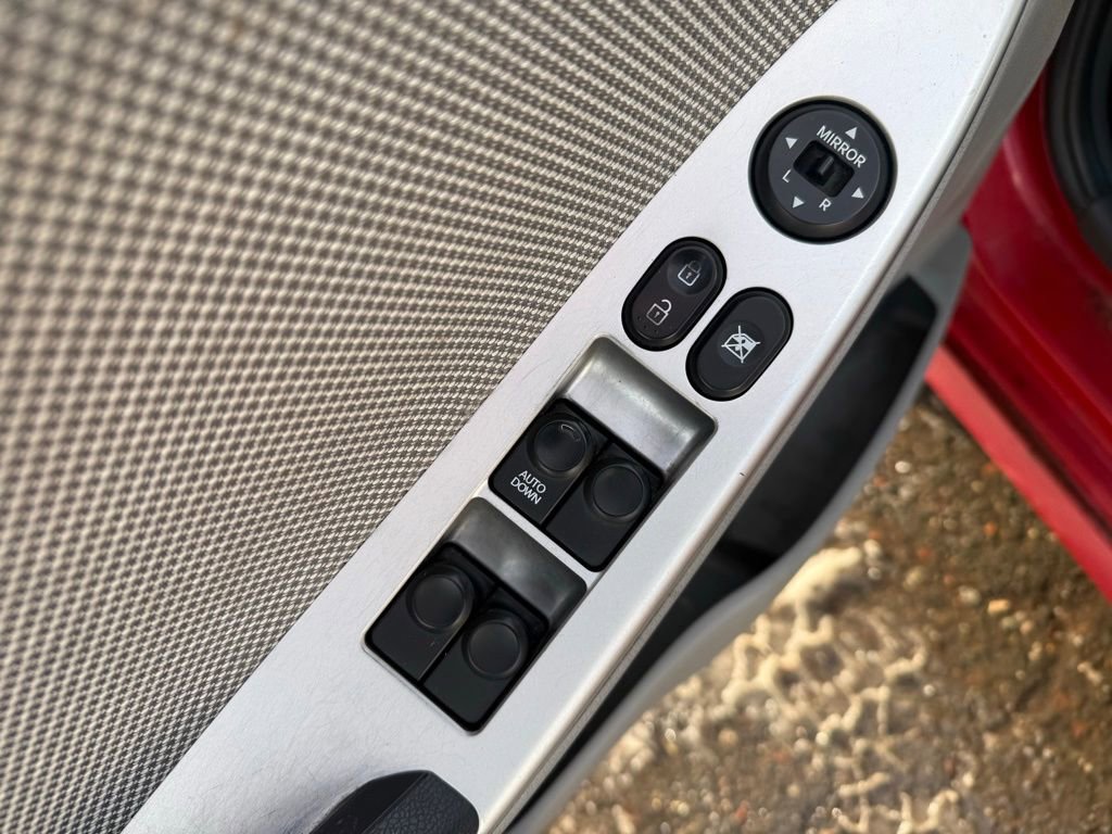 Used 2012 Hyundai Accent GS image 16