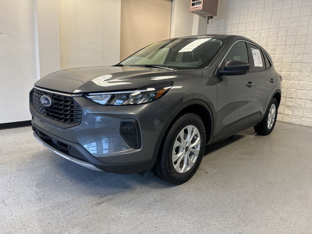 Used 2023 Ford Escape Active image 38