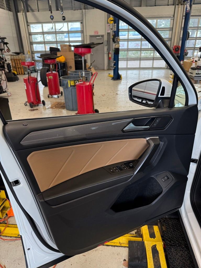 Used 2024 Volkswagen Tiguan SE image 77