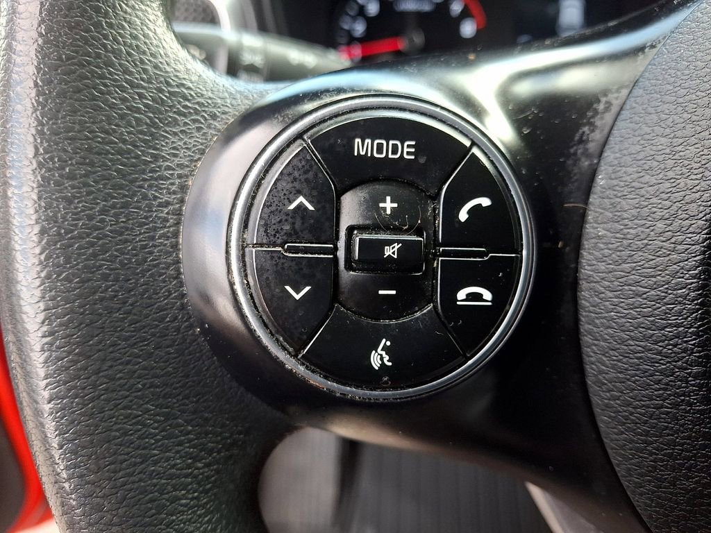 Certified 2022 Kia Soul LX image 21