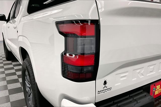 New 2025 Nissan Frontier SV image 19