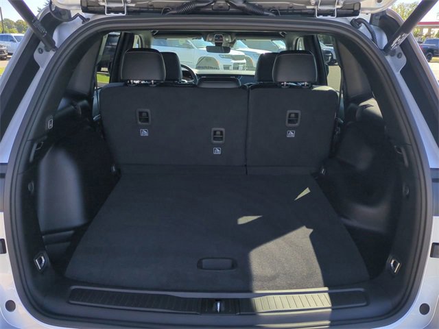 New 2025 Jeep Grand Cherokee Limited w/ Trailer Tow Package image 13