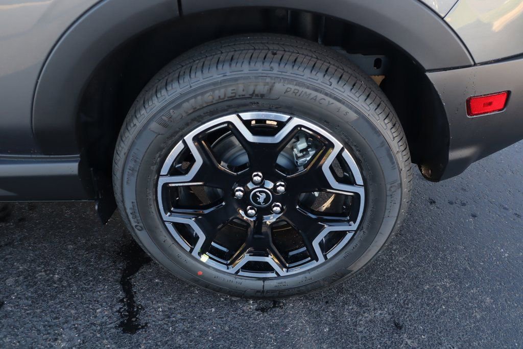 New 2025 Ford Bronco Sport Outer Banks w/ Outer Banks Tech Package+ AWD/4WD image 19