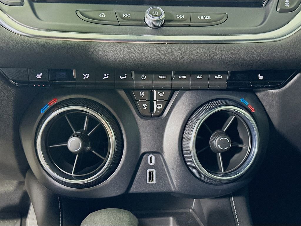 Used 2024 Chevrolet Blazer LT w/ Convenience Package image 27