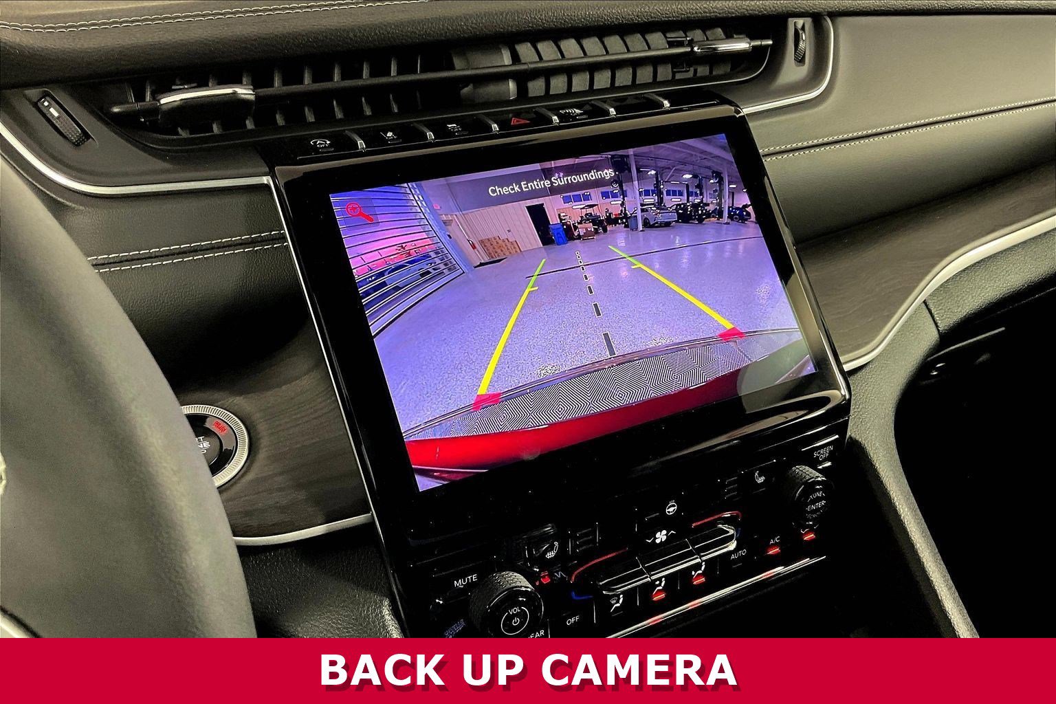 Used 2025 Jeep Grand Cherokee L Limited w/ Trailer Tow Package AWD/4WD image 14
