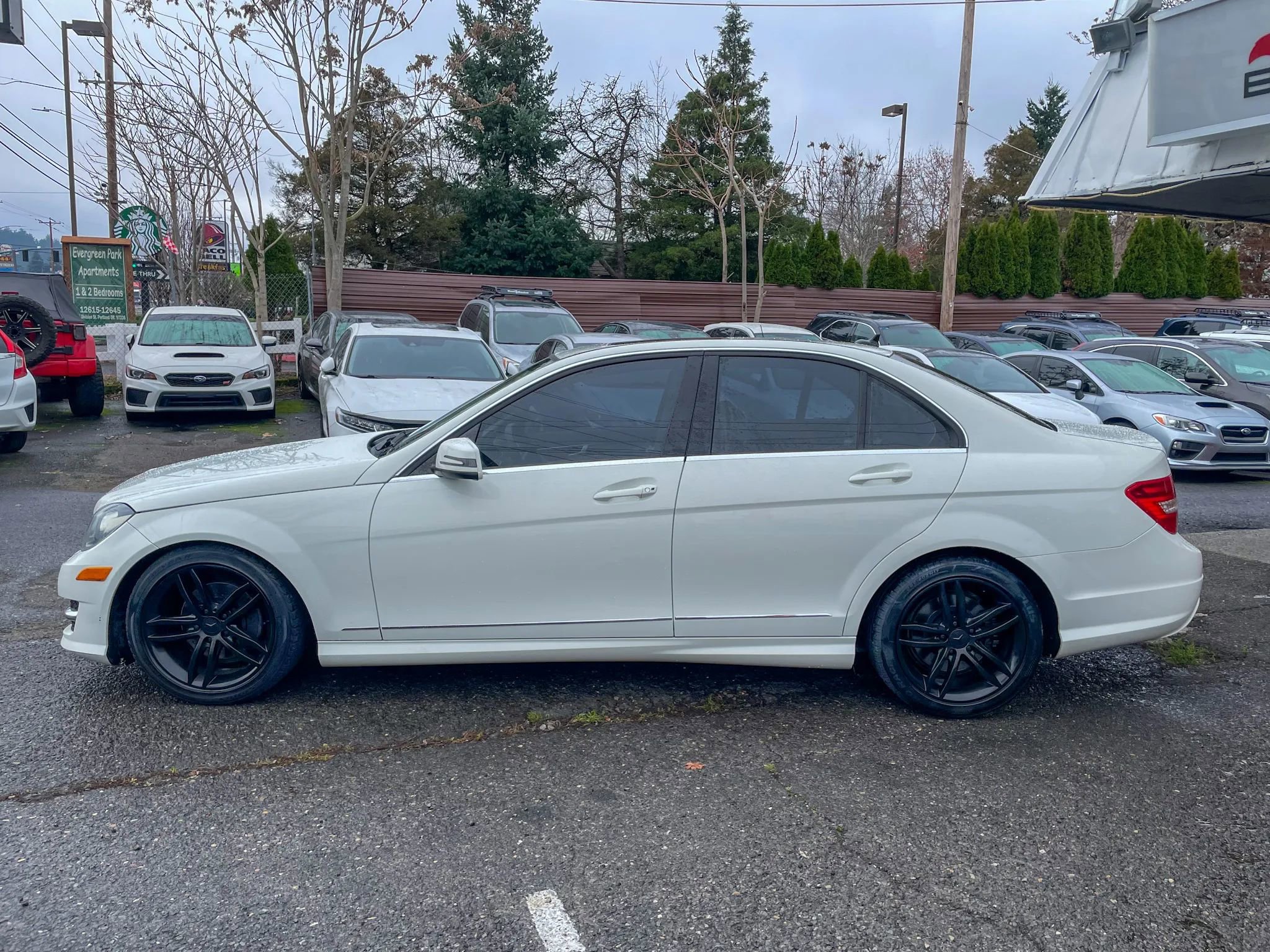 Used 2012 Mercedes-Benz C 300 4MATIC Sedan image 9