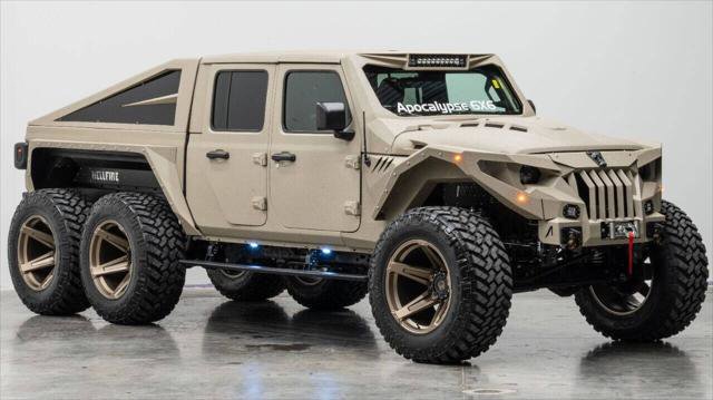 Used 2023 Jeep Gladiator Sport AWD/4WD image 4