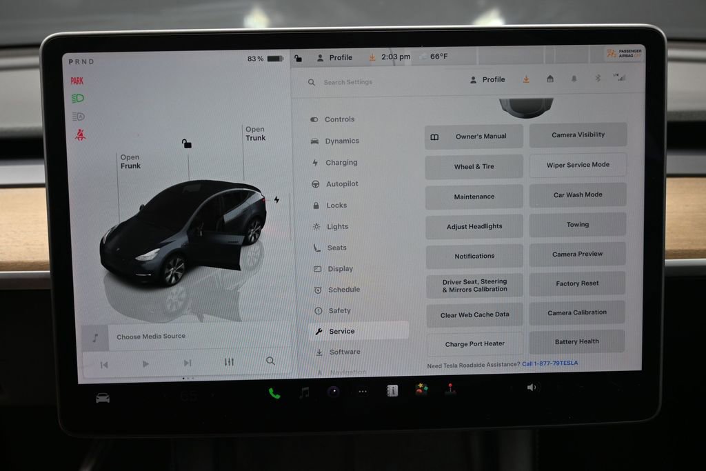 Used 2023 Tesla Model Y Long Range AWD/4WD image 28