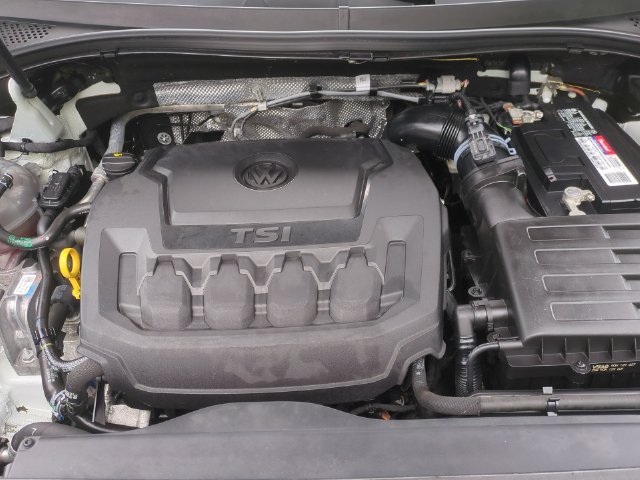 Used 2021 Volkswagen Tiguan SE AWD/4WD image 25
