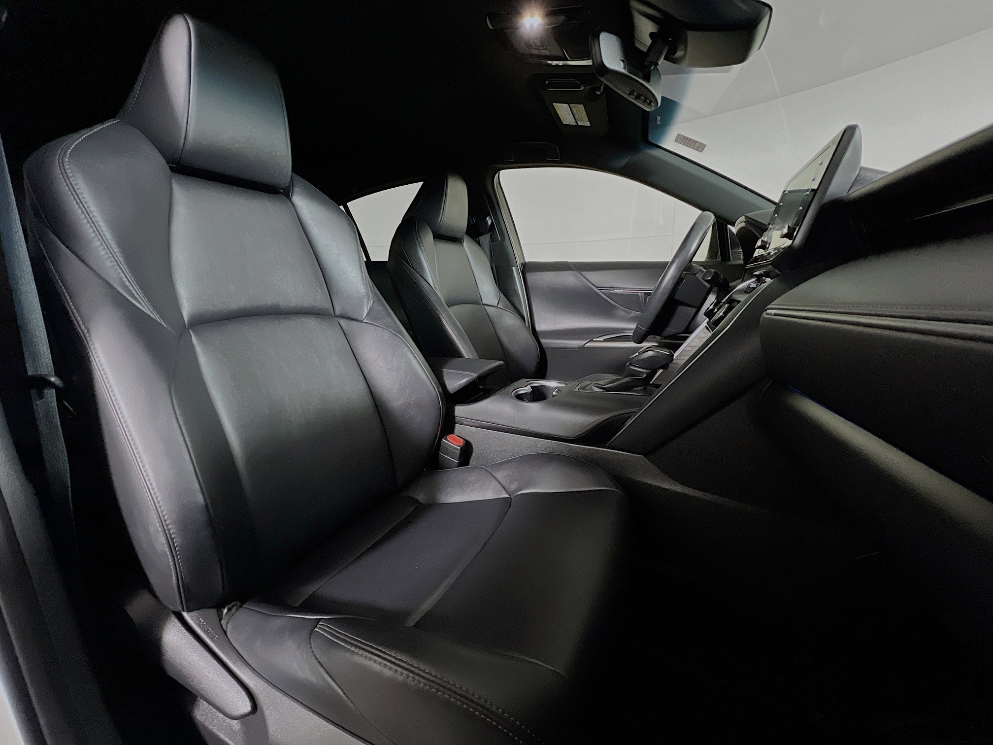 Certified 2022 Toyota Venza XLE AWD/4WD image 23