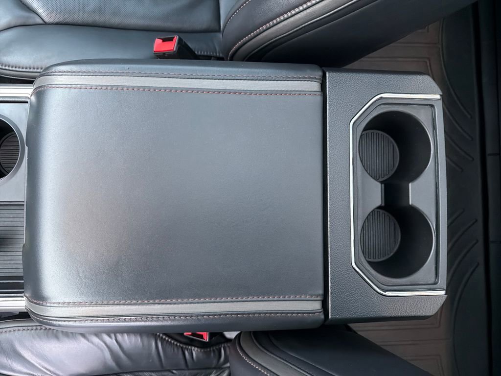 Used 2022 Ford F250 Platinum w/ FX4 Off-Road Package image 26