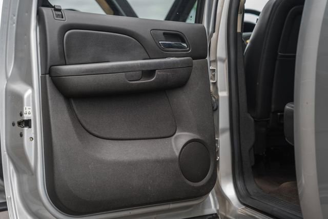 Used 2014 Chevrolet Silverado 2500 LTZ w/ LTZ Plus Package AWD/4WD image 39