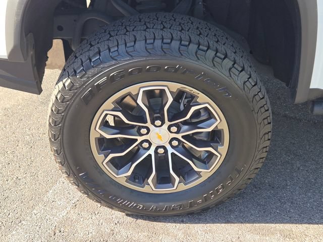 Used 2022 Chevrolet Colorado ZR2 AWD/4WD image 10
