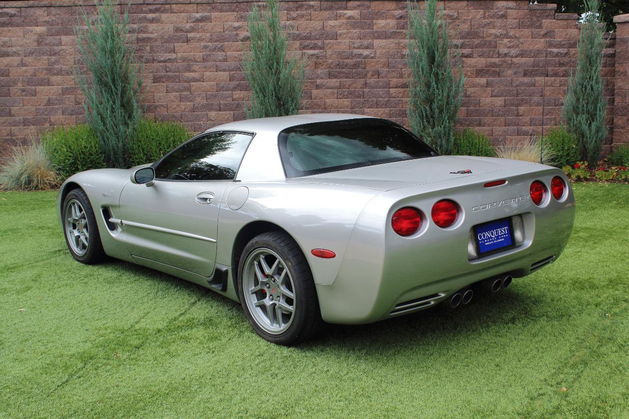 Used 2004 Chevrolet Corvette Z06 w/ Memory Package RWD image 5