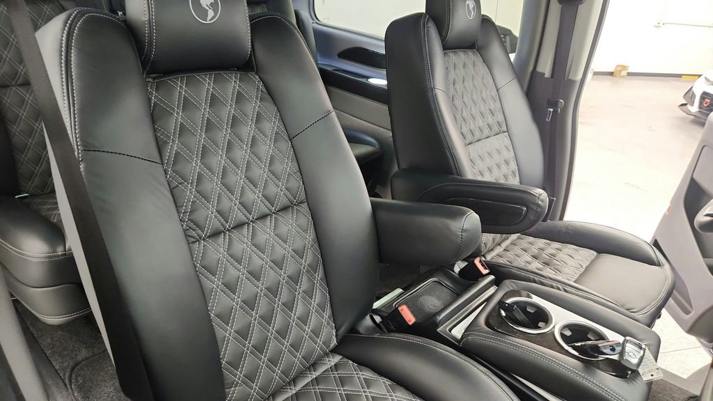 Used 2025 Ford Transit 150 Low Roof AWD image 24