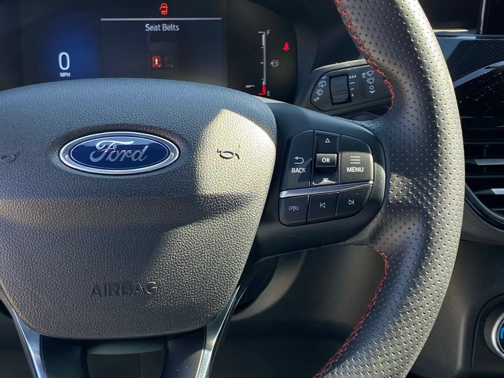 Used 2025 Ford Escape ST-Line FWD image 15