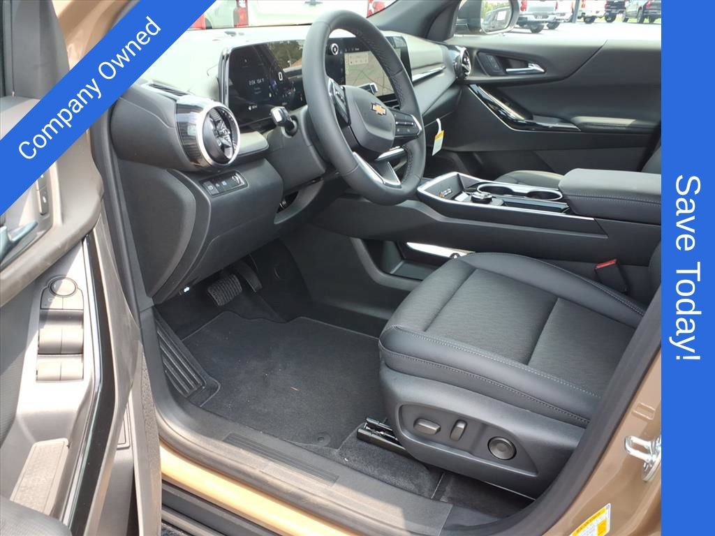 New 2027 Chevrolet Equinox LT w/ Convenience Package II FWD image 11