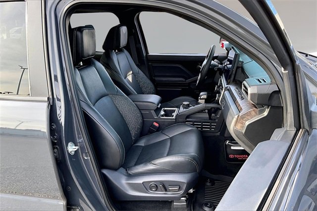 Used 2024 Toyota Tacoma Limited image 27
