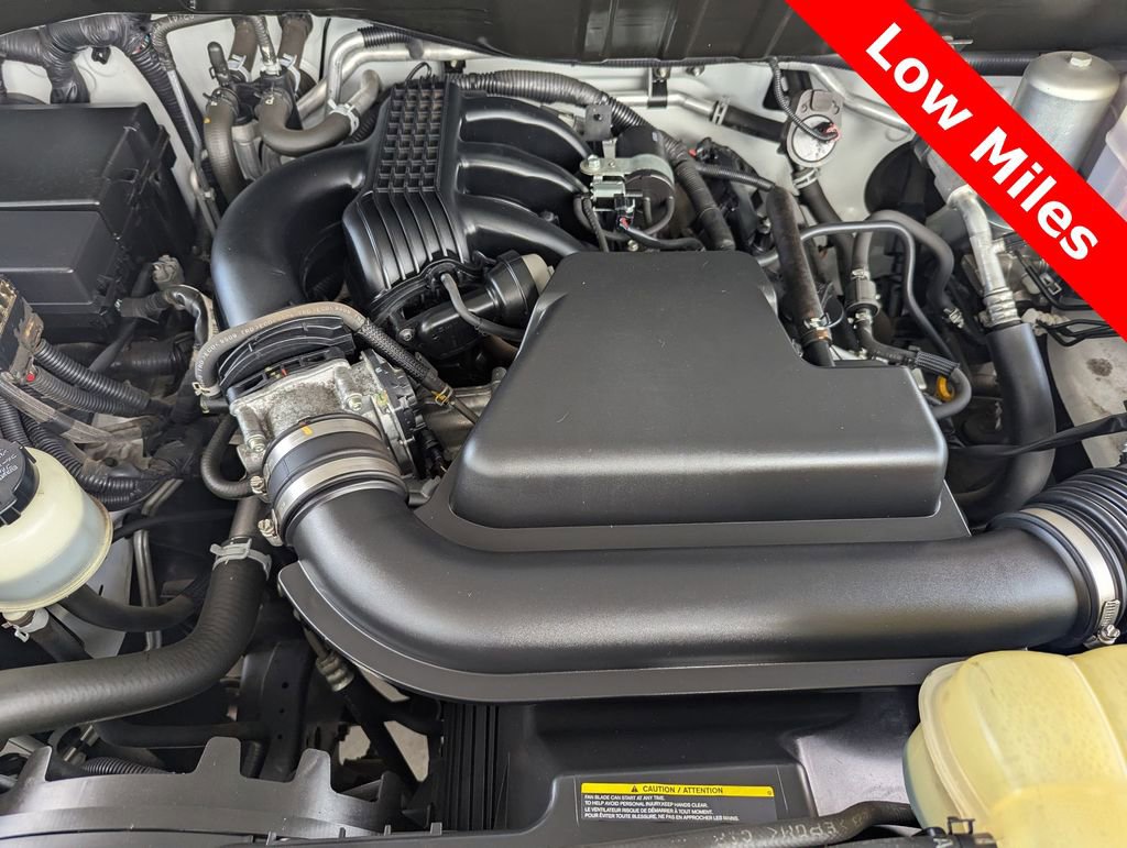 Used 2020 Nissan NV 3500 S image 9